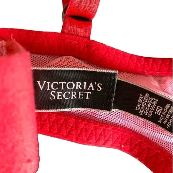 Women’s Bra Victoria’s Secret VERY SEXY Unlined Demi Pink Lace Bra Lingerie - Picture 7 of 7